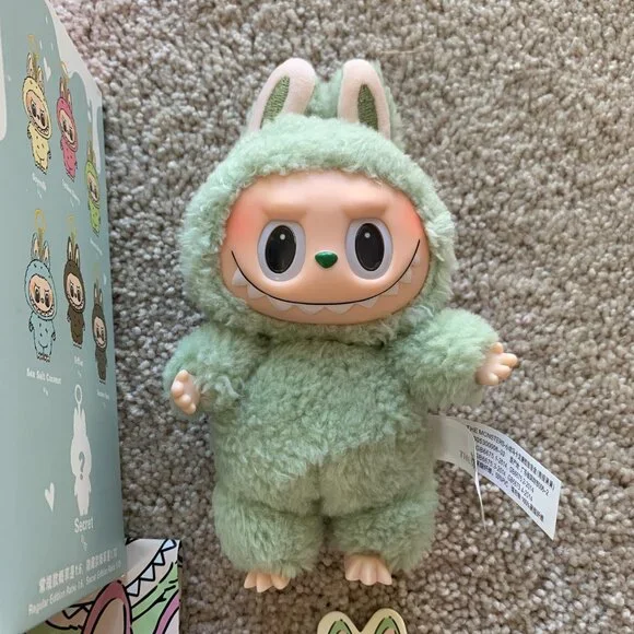Labubu The Monsters Exciting Macaron GreenGrape - Picture 3 of 9